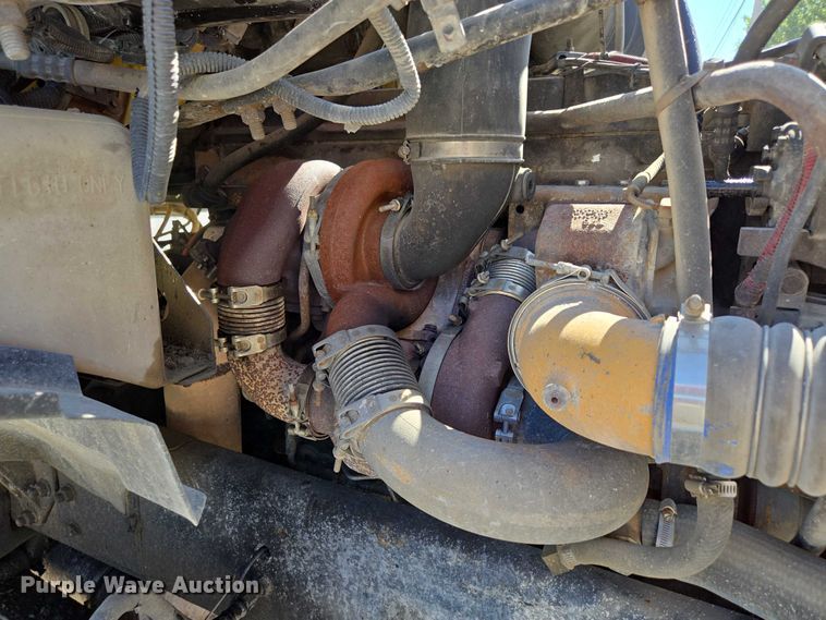 image for item DY0424 2007 Sterling L-Line dump truck