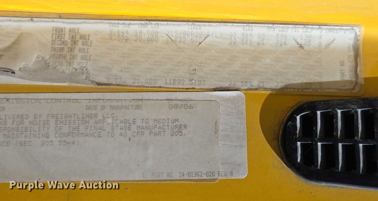 image for item DY0424 2007 Sterling L-Line dump truck