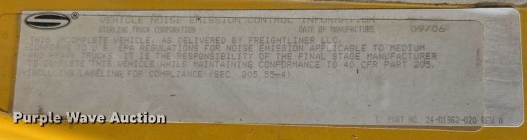 image for item DY0424 2007 Sterling L-Line dump truck