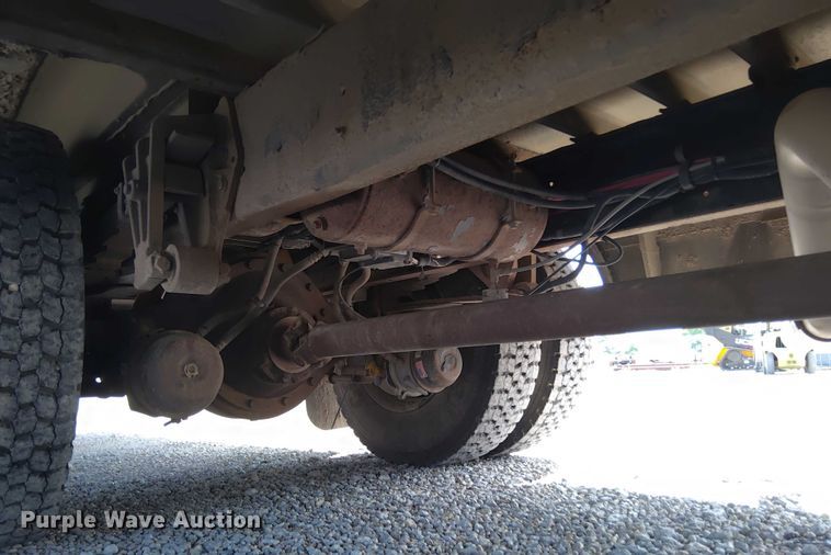 image for item DY0455 2001 Blue Bird TC2000 school bus