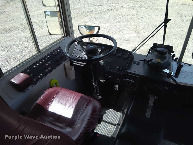 image for item DY0455 2001 Blue Bird TC2000 school bus