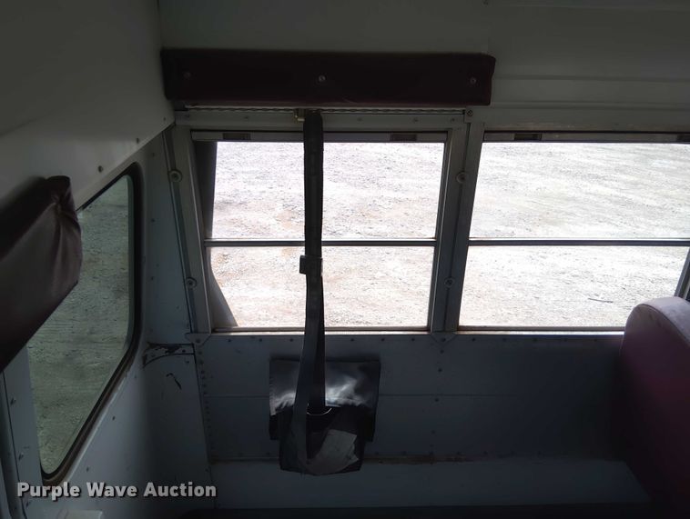 image for item DY0455 2001 Blue Bird TC2000 school bus