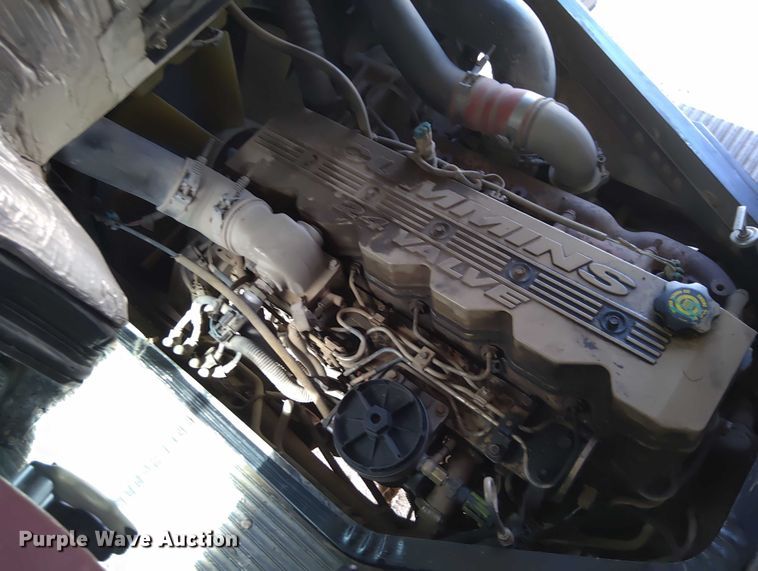 image for item DY0455 2001 Blue Bird TC2000 school bus