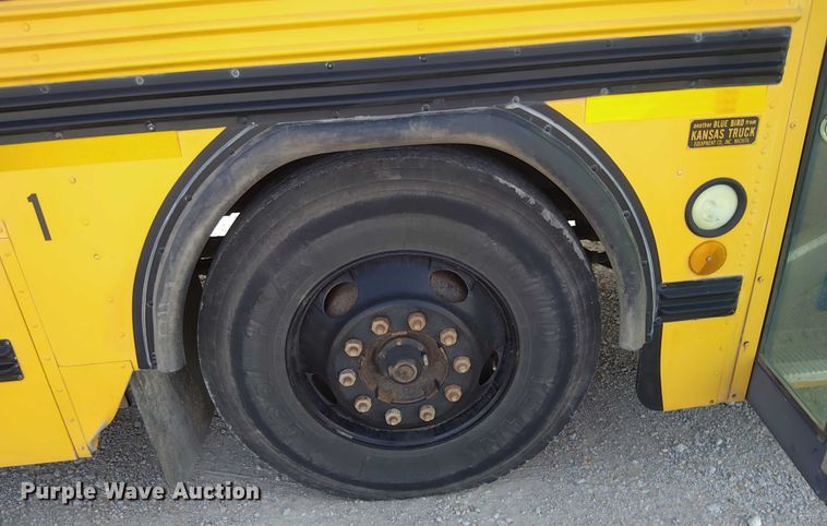 image for item DY0455 2001 Blue Bird TC2000 school bus