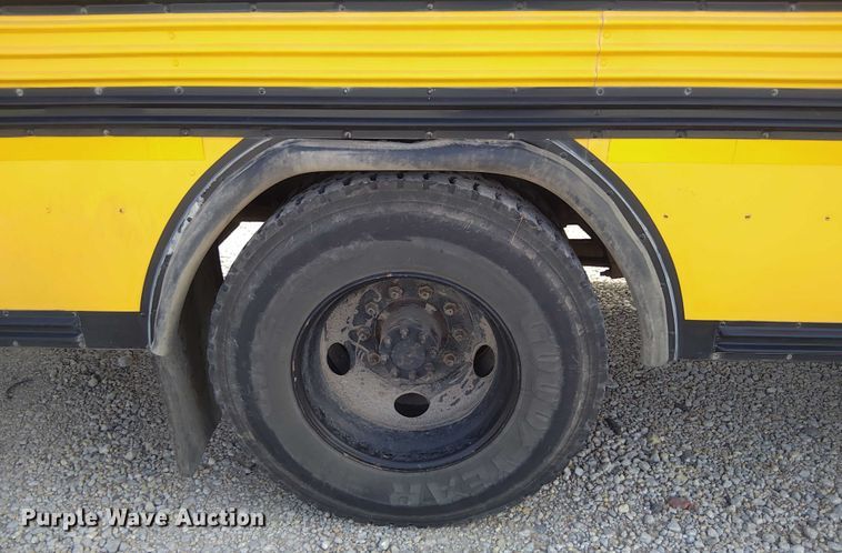 image for item DY0455 2001 Blue Bird TC2000 school bus