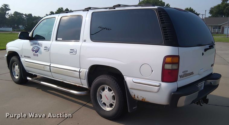 image for item DY0456 2001 GMC Yukon XL SUV