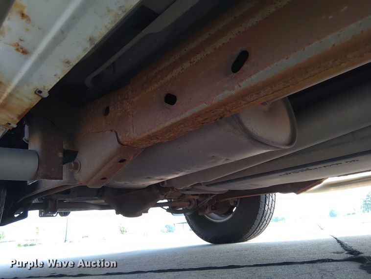 image for item DY0456 2001 GMC Yukon XL SUV