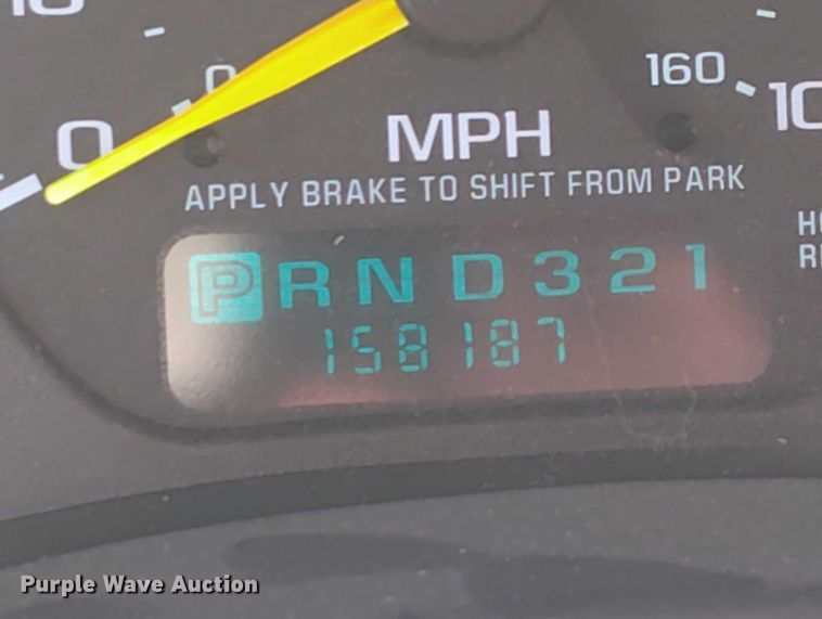 image for item DY0456 2001 GMC Yukon XL SUV