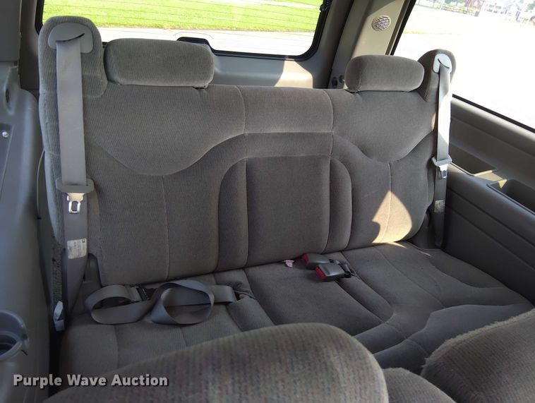 image for item DY0456 2001 GMC Yukon XL SUV