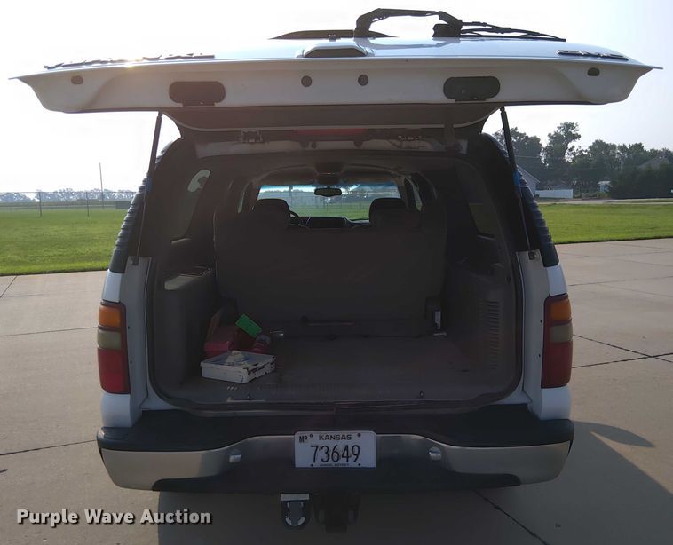 image for item DY0456 2001 GMC Yukon XL SUV