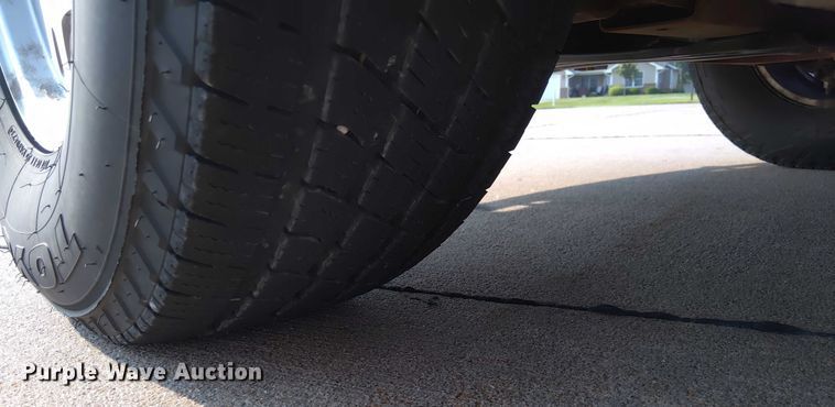 image for item DY0456 2001 GMC Yukon XL SUV