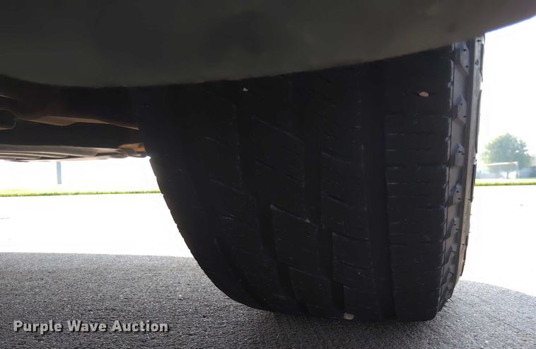 image for item DY0456 2001 GMC Yukon XL SUV