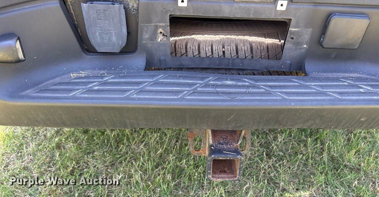 image for item DY0846 2010 Chevrolet Silverado 1500 Crew Cab pickup truck