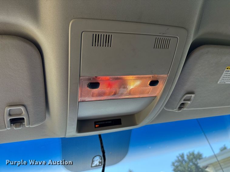 image for item DY0846 2010 Chevrolet Silverado 1500 Crew Cab pickup truck