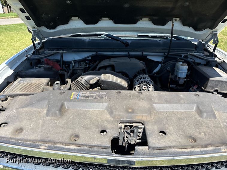 image for item DY0846 2010 Chevrolet Silverado 1500 Crew Cab pickup truck