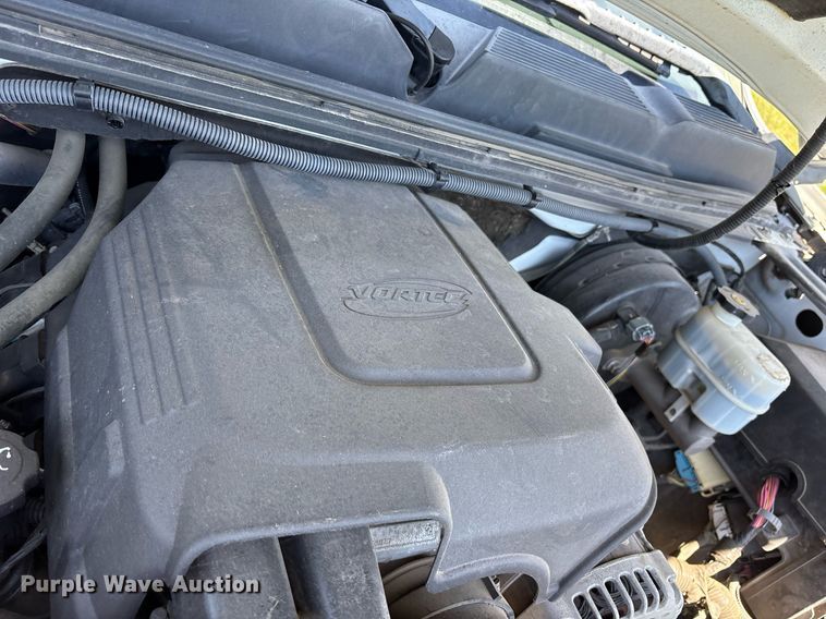 image for item DY0846 2010 Chevrolet Silverado 1500 Crew Cab pickup truck