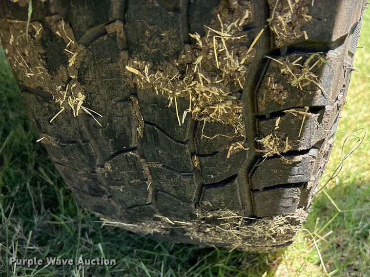 image for item DY0846 2010 Chevrolet Silverado 1500 Crew Cab pickup truck