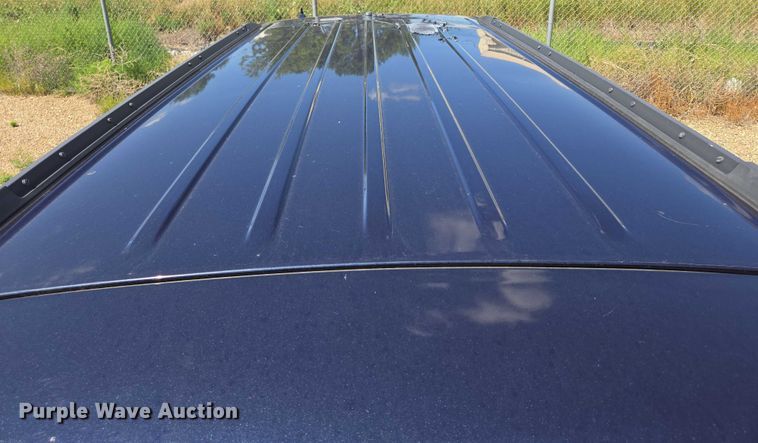 image for item DY0990 2017 Chevrolet Suburban SUV