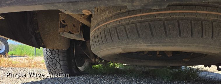 image for item DY0990 2017 Chevrolet Suburban SUV