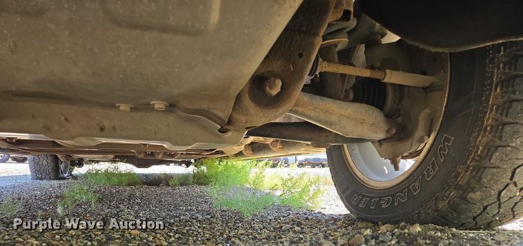 image for item DY0990 2017 Chevrolet Suburban SUV