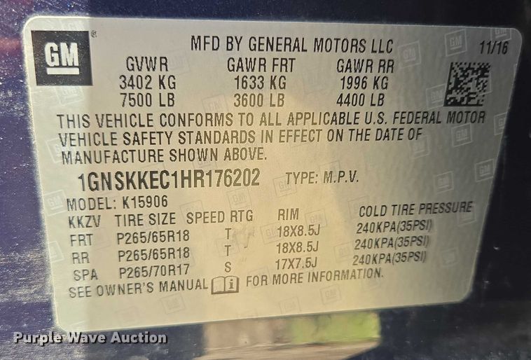 image for item DY0990 2017 Chevrolet Suburban SUV