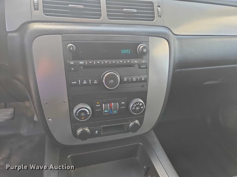 image for item DY0992 2014 Chevrolet Tahoe Police SUV