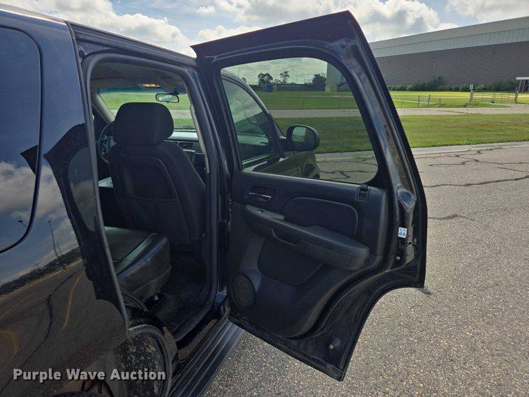 image for item DY0992 2014 Chevrolet Tahoe Police SUV