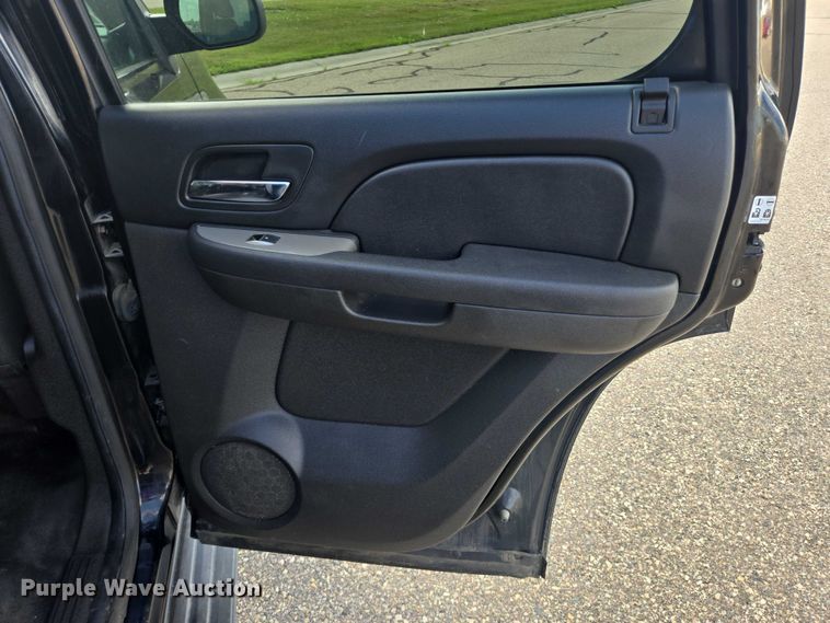 image for item DY0992 2014 Chevrolet Tahoe Police SUV