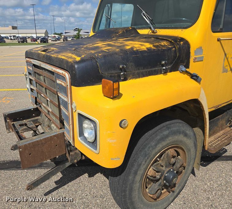 image for item DY0993 1979 International 1854 dump truck