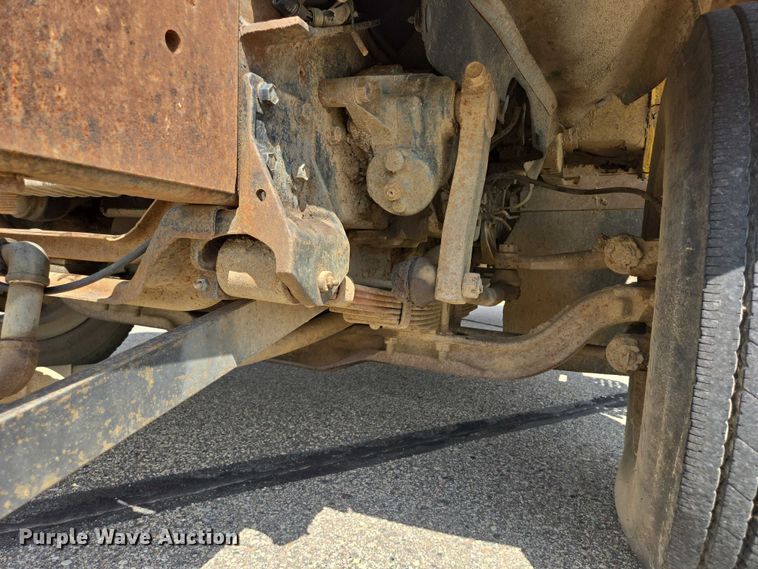 image for item DY0993 1979 International 1854 dump truck