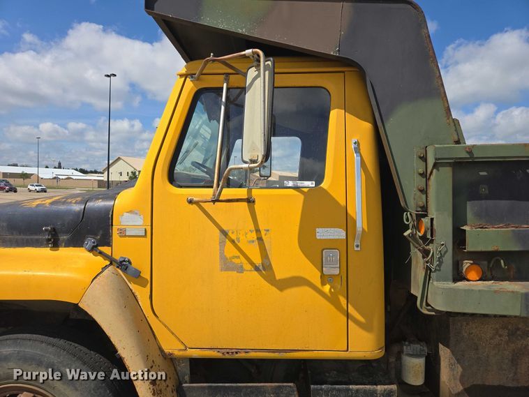 image for item DY0993 1979 International 1854 dump truck
