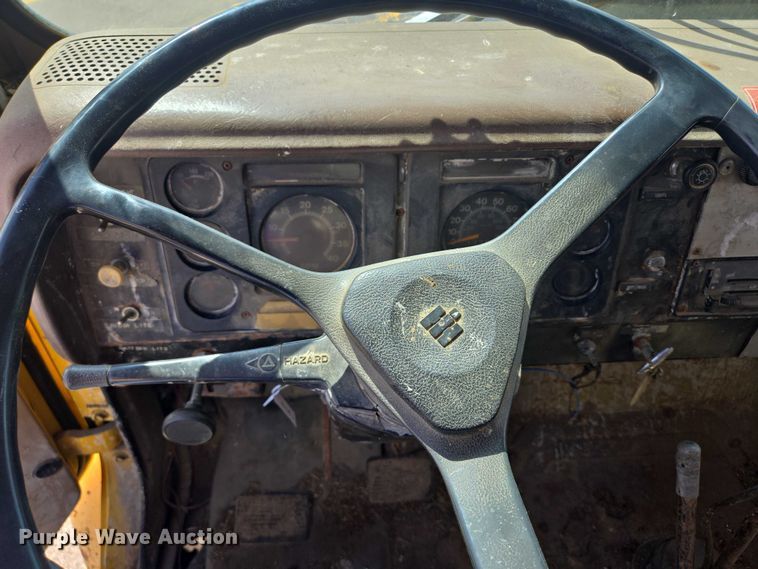 image for item DY0993 1979 International 1854 dump truck