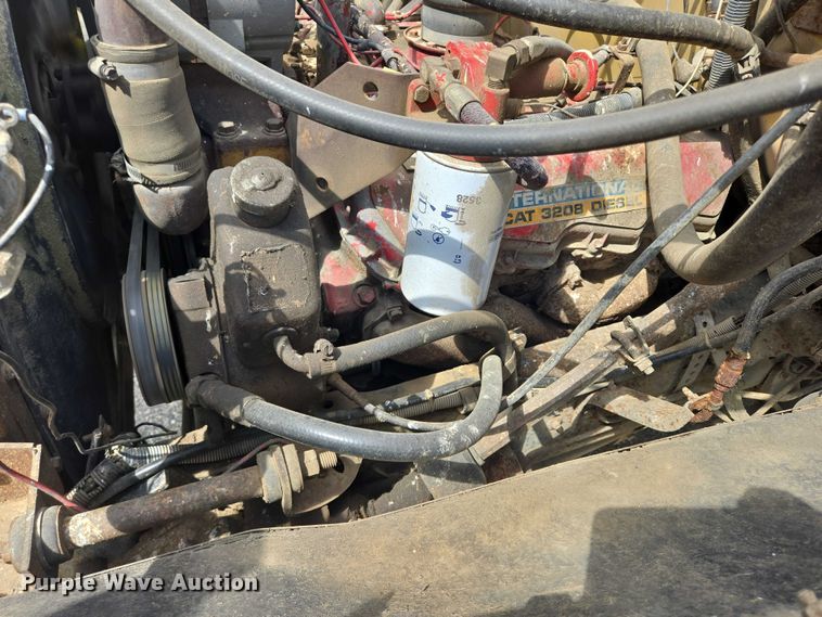 image for item DY0993 1979 International 1854 dump truck