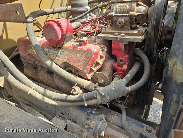 image for item DY0993 1979 International 1854 dump truck