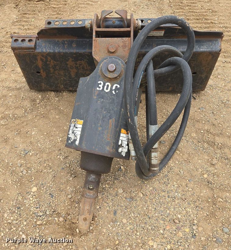 image for item DY1075 Bobcat skid steer auger