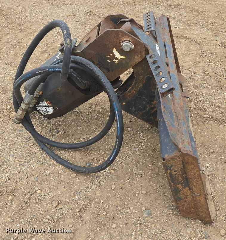 image for item DY1075 Bobcat skid steer auger