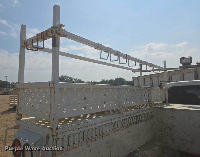 image for item DY1083 2015 Ford F450 Crew Cab utility / service truck