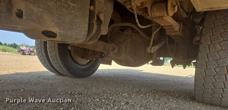 image for item DY1083 2015 Ford F450 Crew Cab utility / service truck