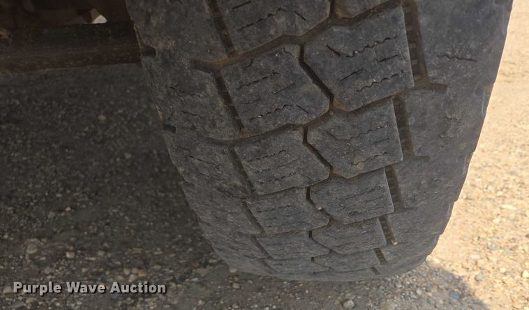 image for item DY1083 2015 Ford F450 Crew Cab utility / service truck