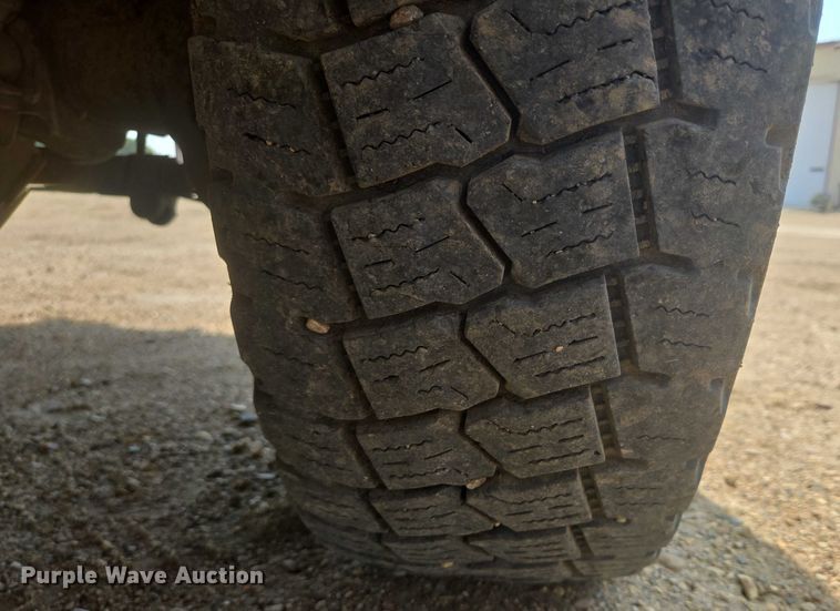 image for item DY1083 2015 Ford F450 Crew Cab utility / service truck