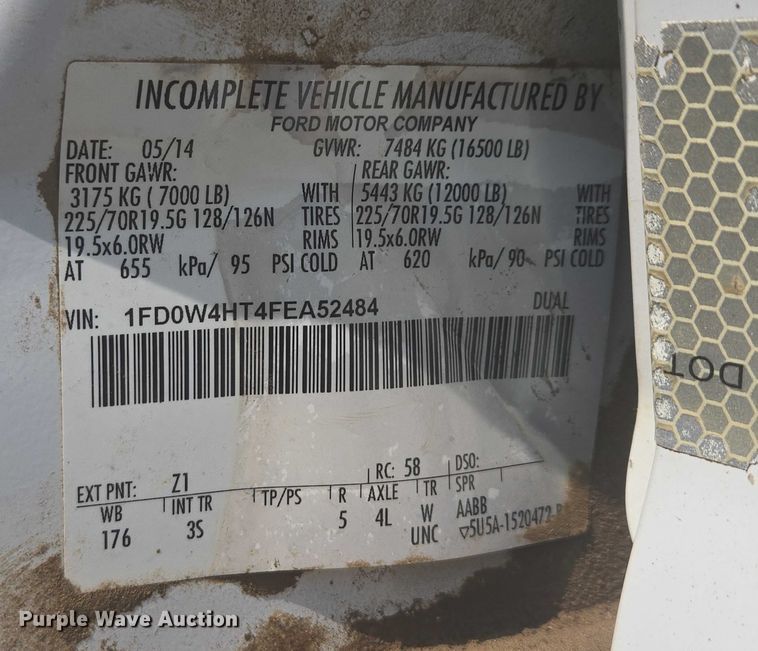 image for item DY1083 2015 Ford F450 Crew Cab utility / service truck