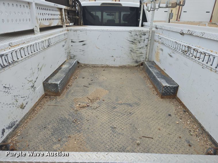 image for item DY1085 2017 Ford F550 Crew Cab utility / service truck