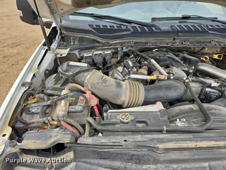 image for item DY1085 2017 Ford F550 Crew Cab utility / service truck