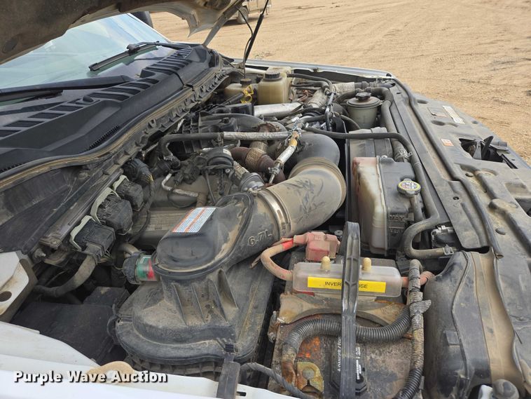 image for item DY1085 2017 Ford F550 Crew Cab utility / service truck