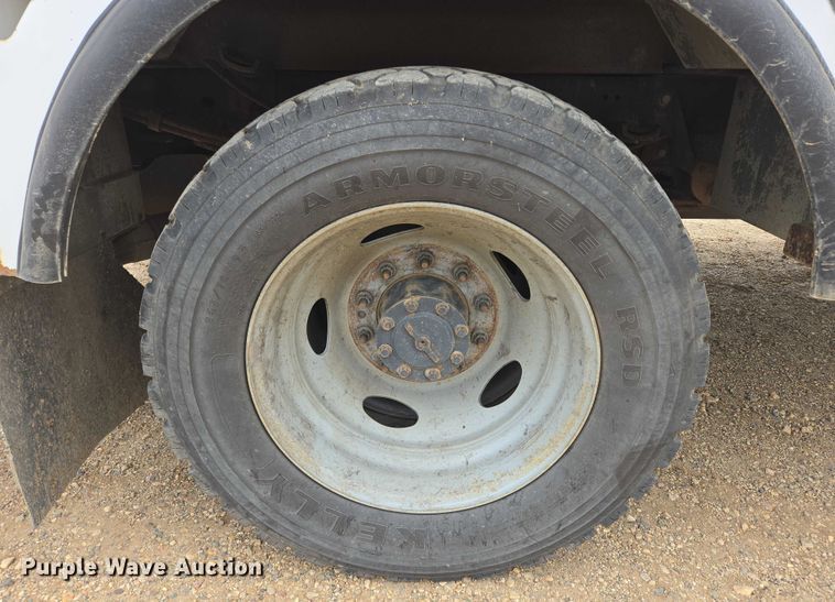 image for item DY1085 2017 Ford F550 Crew Cab utility / service truck