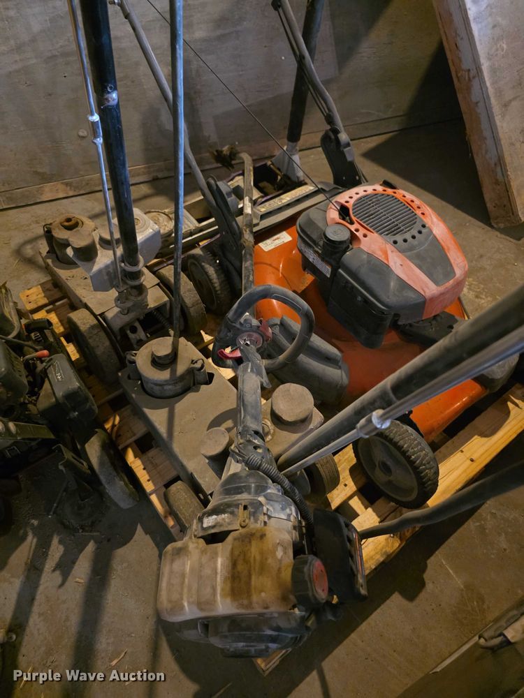 image for item DZ6065 Tools