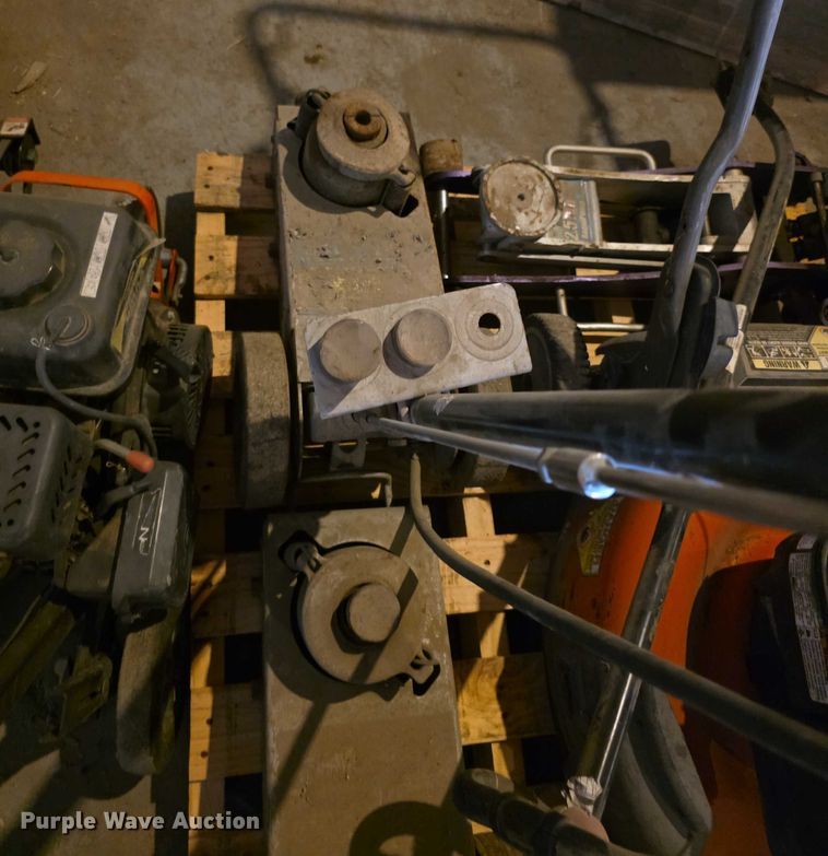 image for item DZ6065 Tools