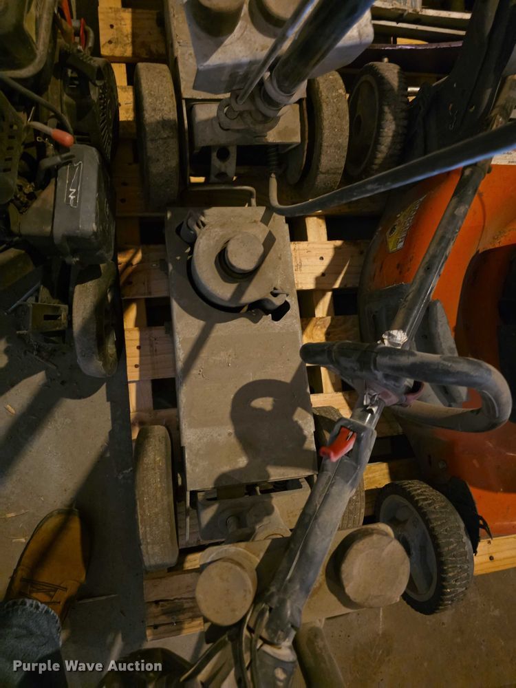 image for item DZ6065 Tools