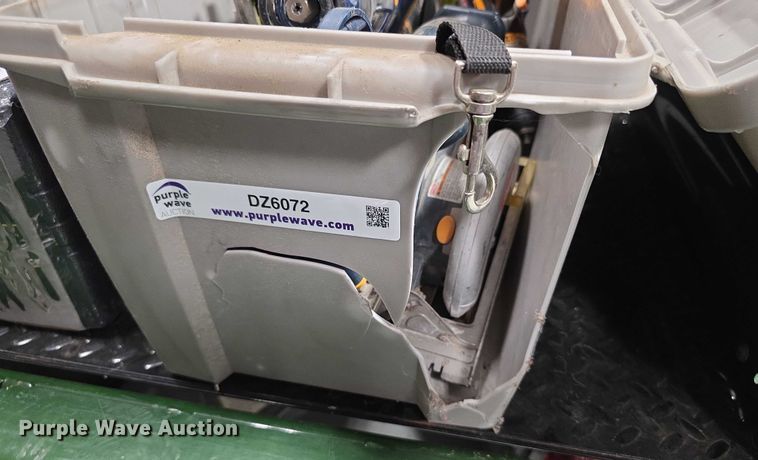 image for item DZ6072 Tools