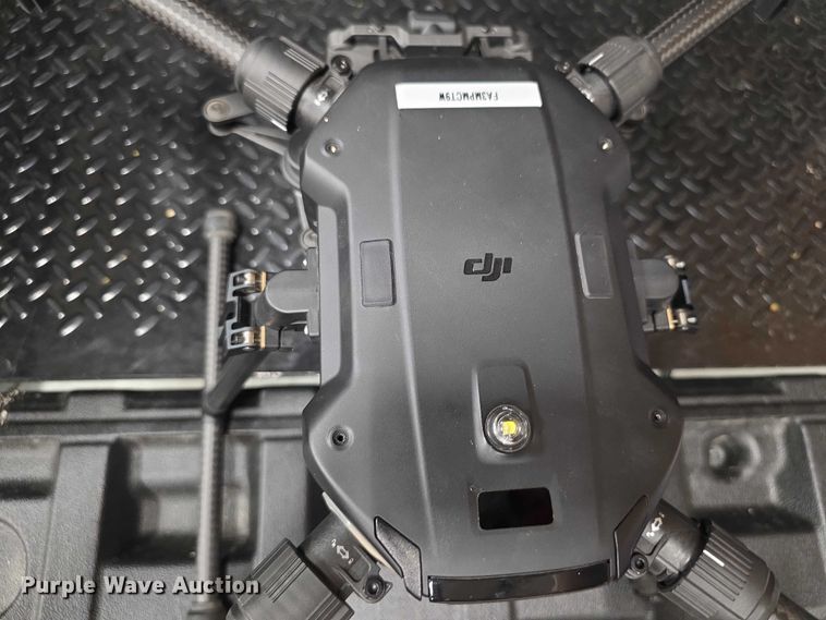 image for item DZ6073 DJI Matrice 210 V2 drone